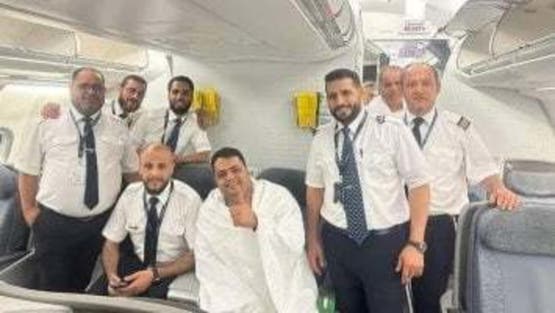أقرب للخيال”.. قصة حاج ليبي عادت الطائرة أدراجها مرتين “من أجله”