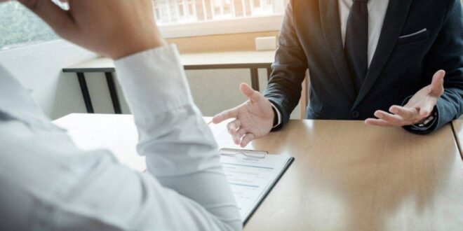 الموت المفاجئ في مقابلات التوظيف.. 3 إجابات تُطيح بفرصتك في العمل