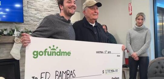 فيديو شاهده الملايين وقلب حياته.. مسن ضحكت له الدنيا بعد 88 عاماً