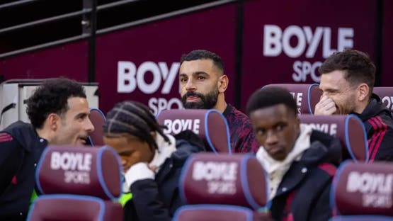 لاعب ليفربول لصلاح: لن تلعب أساسياً.. حتى لو كنت “ميسي”