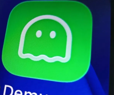 تطبيق جديد للإطمئنان على من يعيشون بمفردهم .. اسمه “هل أنت ميت؟”