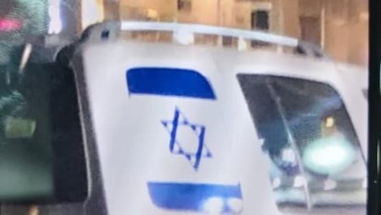 ورقة غامضة في سيارة سائق “علم إسرائيل” بمصر.. تثير الريبة