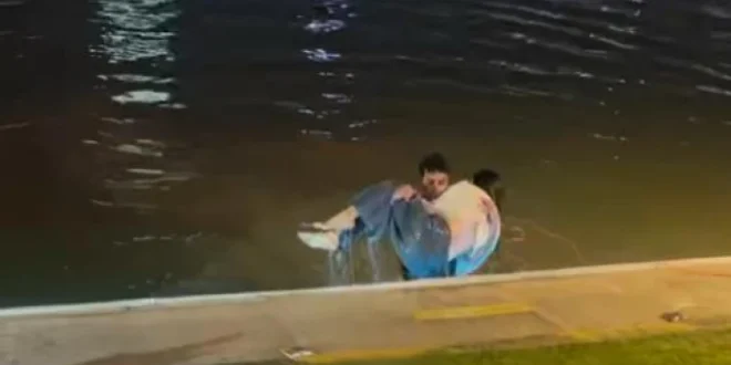 شاب مغربي ينقذ فتاة صينية من الغرق ويصبح حديث الإعلام الصيني..شاهد