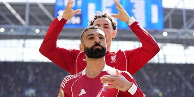 محمد صلاح يطارد إنجاز كريستيانو رونالدو أمام كريستال بالاس في الدوري الإنجليزي