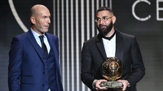 زيدان: لا أريد رؤية بنزيمة في منتخب فرنسا